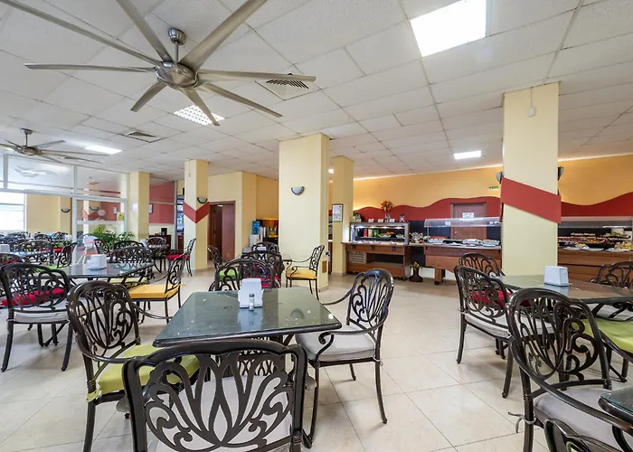 Flamingo ホテル 3*