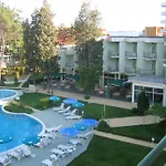 Flamingo Hotel 3*