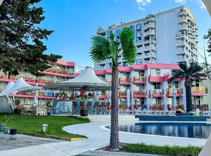 Flamingo 3* Slantchev Briag