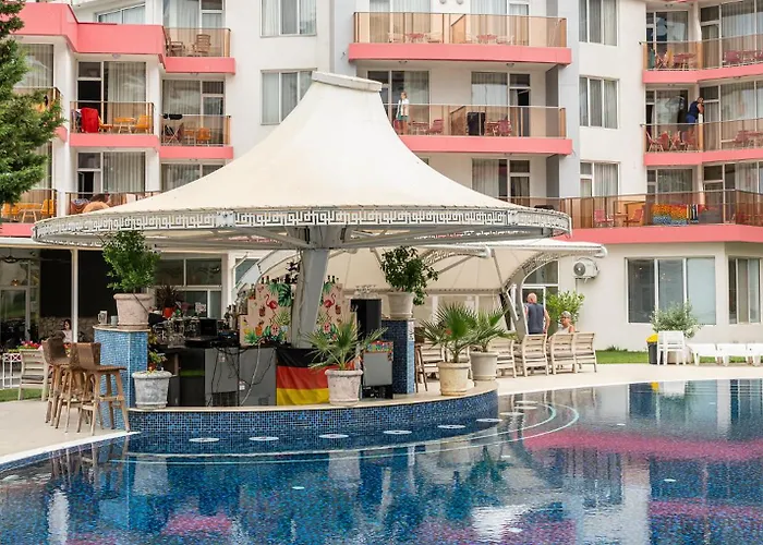 Flamingo 3* Slantchev Briag